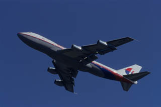 B747-236B(SF) 9M-MHI