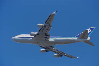 B747-481 JA405A