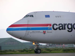 B747-4R7F(SCD) LX-RCV